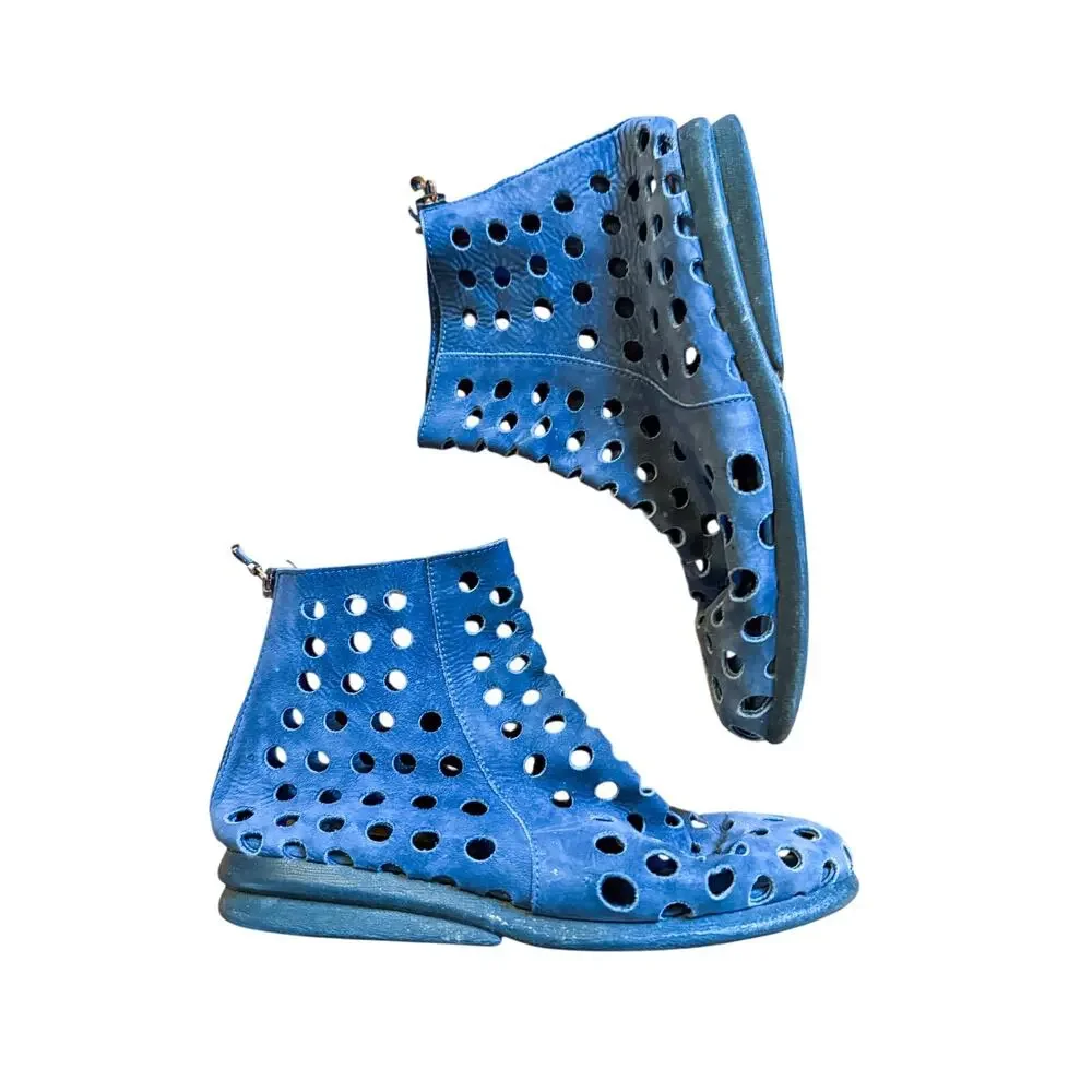 Arche Dato in Navy size 36